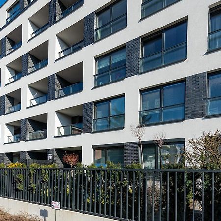 P&O Apartments Aleja Krakowska Warsaw Exterior photo